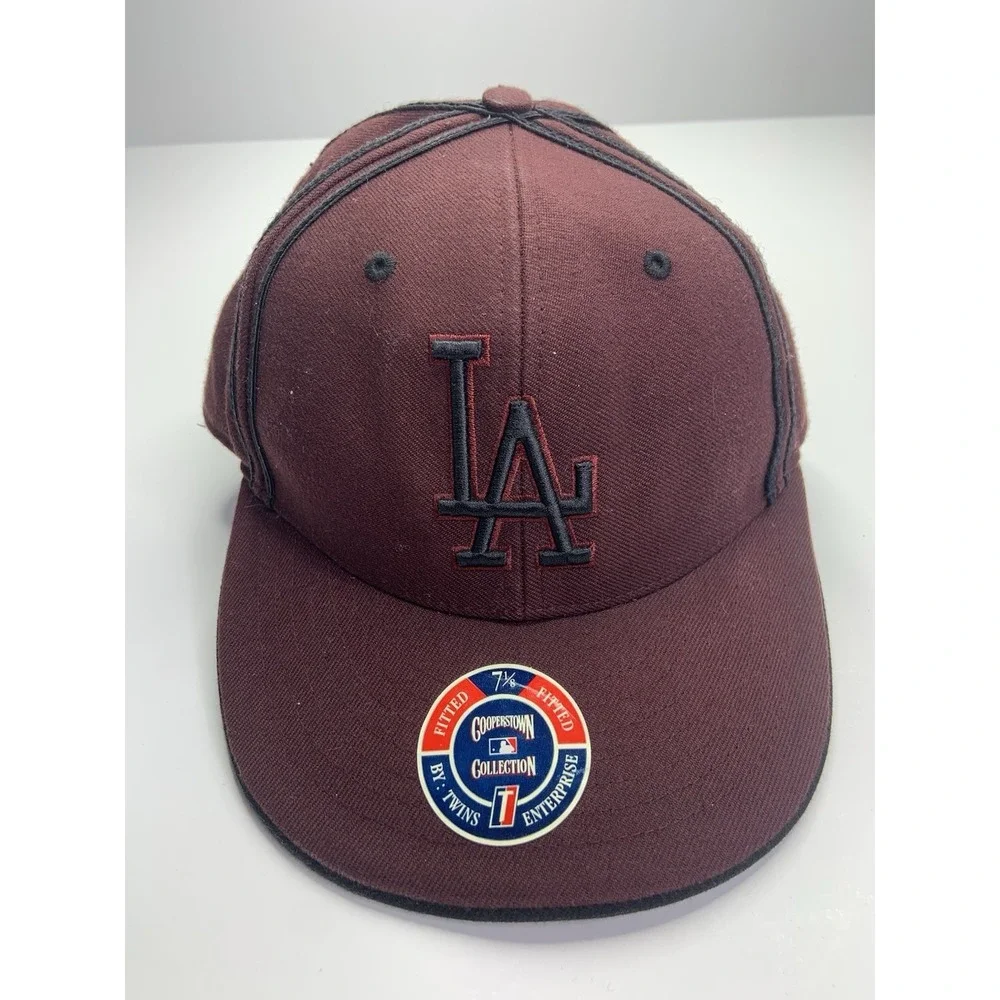 Cooperstown Collection MLB LA Dodgers Fitted Burgandy Hat  Size 7 1/8‎